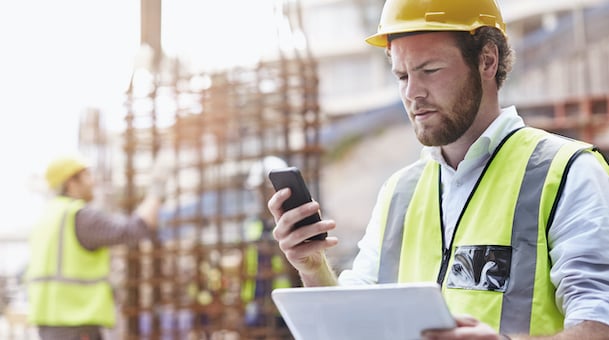 6 Ways to Improve Communication During Construction Projects with SMS